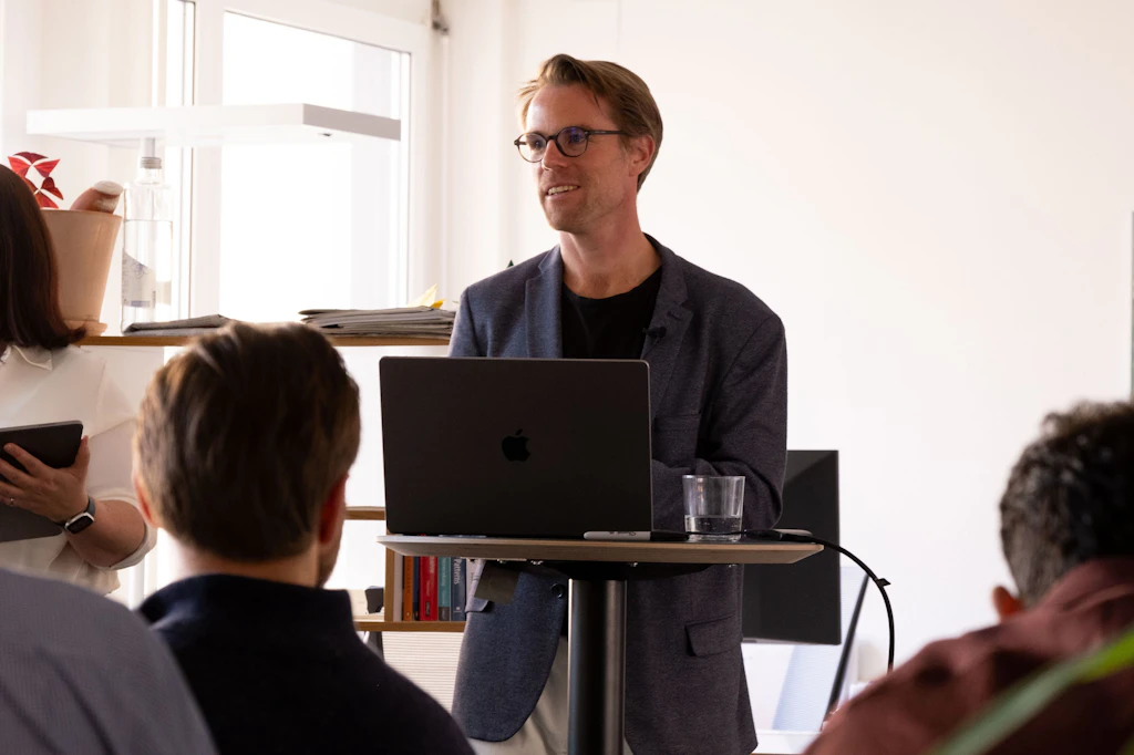 <strong></strong><strong></strong><strong></strong>Livingdocs CEO <strong>Gabriel Hase</strong> discusses our aim to expand our approach in order to offer a comprehensive CMS that can cover multifaceted use cases both in the context of regional publishing and single brand houses.
