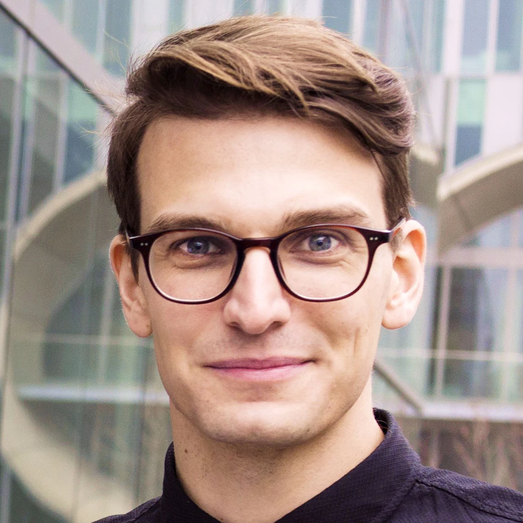 Florian Stambula<br>Head of Product, stv. Verlagsleiter Digital vom DER STANDARD