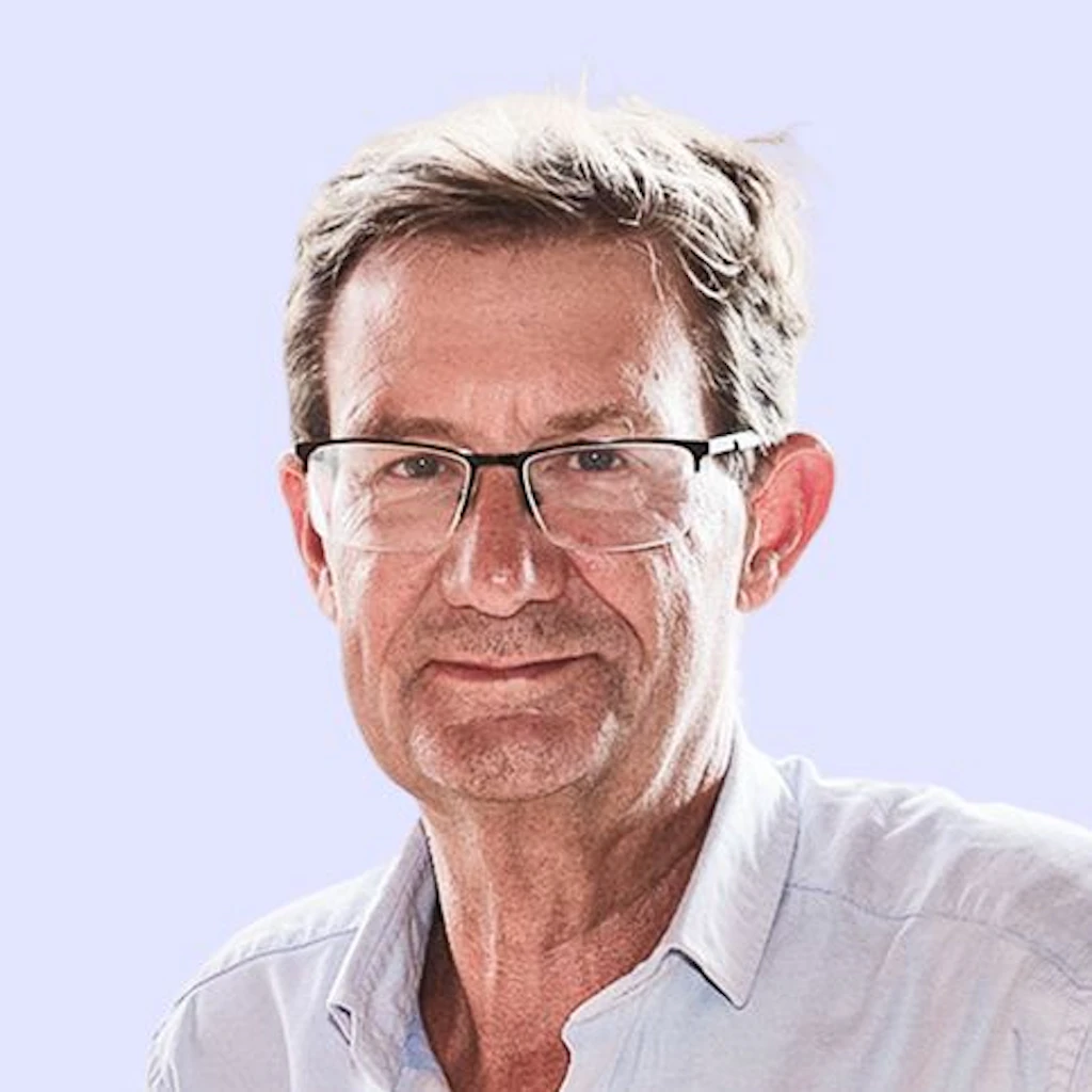 Nic Newman is a Senior Research Associate at the Reuters Institute for the Study of Journalism at Oxford University, where he has been the lead author of the world's largest ongoing study of news consumer behaviour since 2012, following a 20-year career as a journalist and digital pioneer at the BBC.