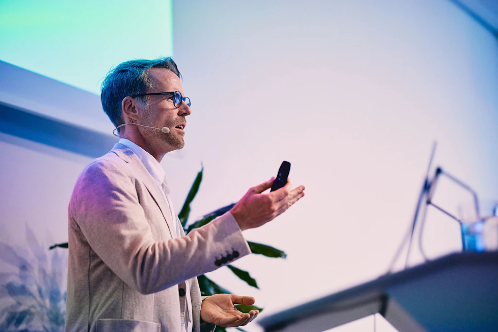 Livingdocs CEO Gabriel Hase presenting the Livingdocs Vision and Roadmap