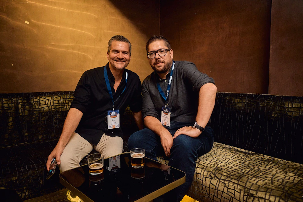 Ruben Schönenberger (right) at the INMA Media Innovation Week.